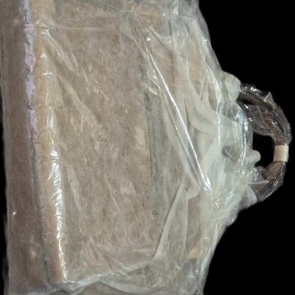 NIB Levenger Lulu Pebbled Leather Satchel - Picture 2 of 4